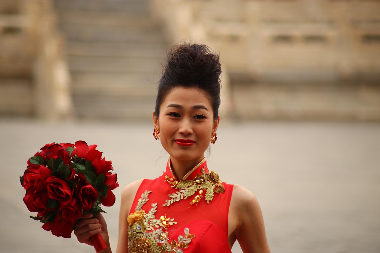 舞臺與銀幕上的華麗服飾，演員的衣服篇章